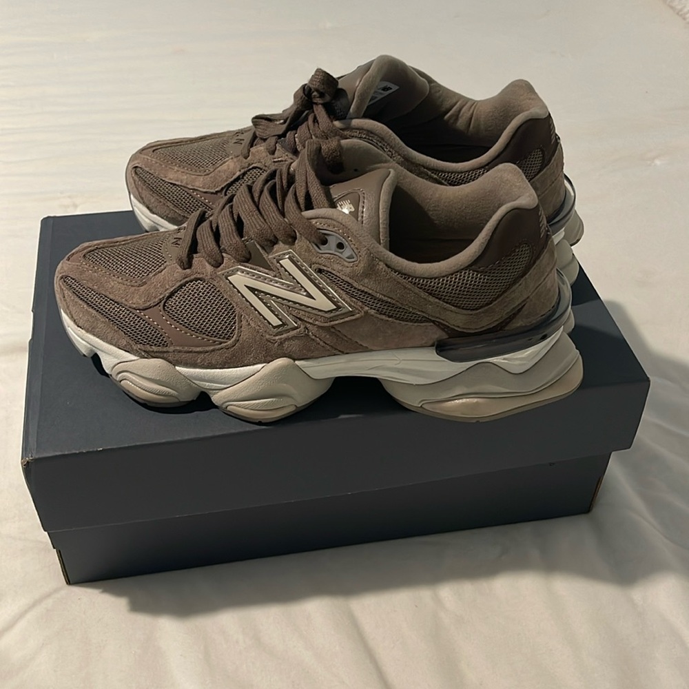🔥 New Balance Mushroom 9060 worn 1 time